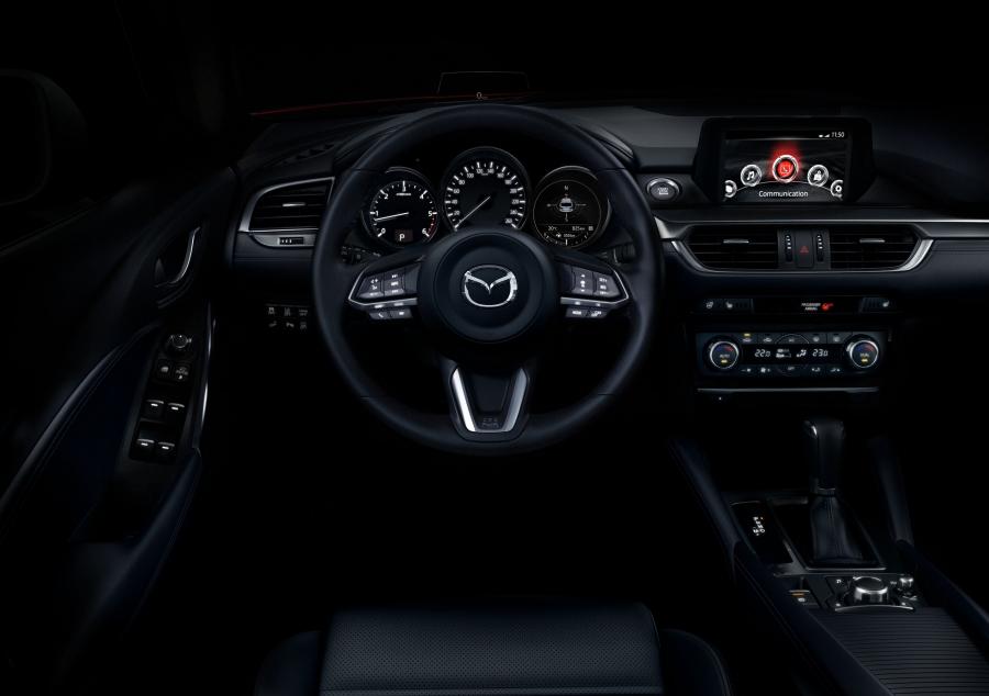 Торпедо Mazda6 Wagon 2015 года  (фото 34 из 77)